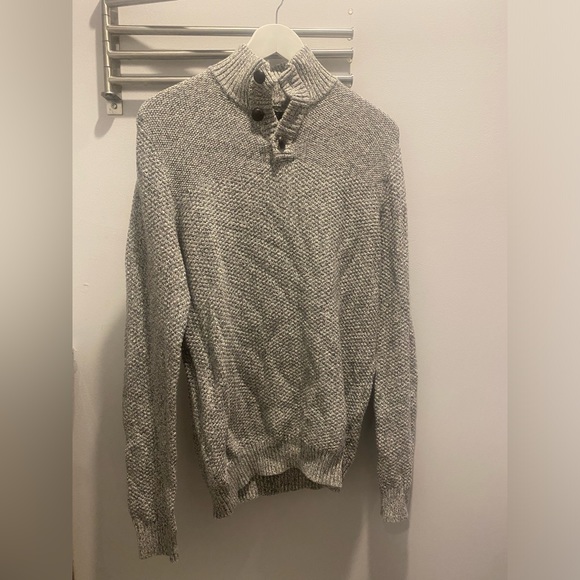 RW&CO Grey Knit Sweater - Picture 1 of 5